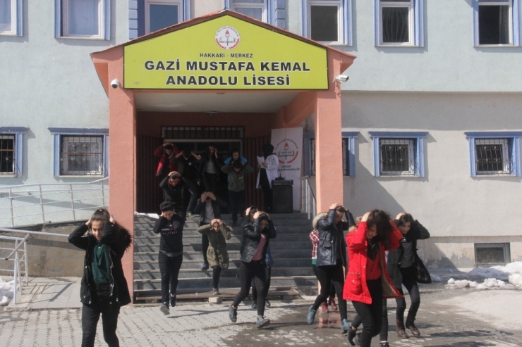 Hakkari’de Gerçeğini Aratmayan Tatbikat