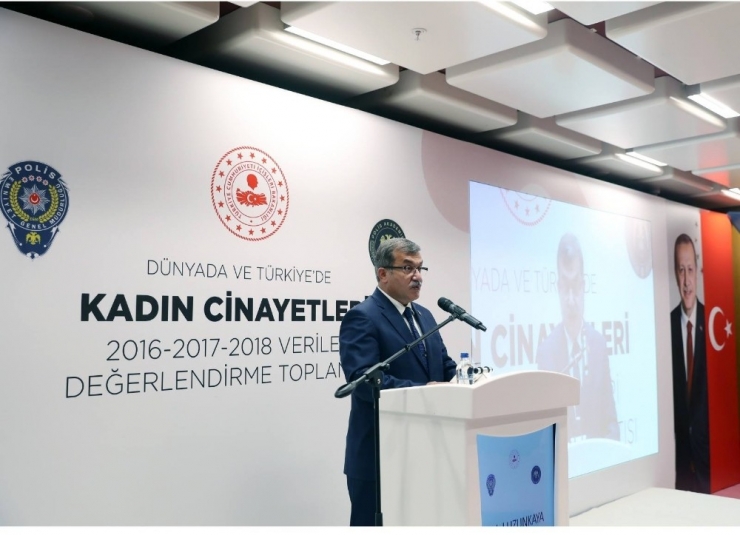 İçişleri Bakanı Soylu: "Halihazırda Faili Meçhul Kadın Cinayeti Yoktur"