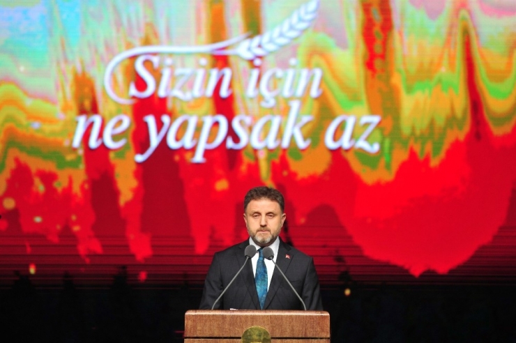 Türkiye’nin En Büyük Çiftçi Ailesi Milletin Evinde