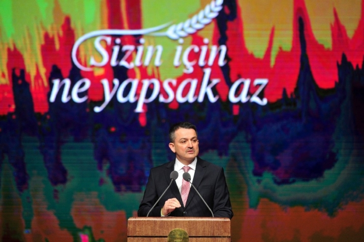 Bakan Pakdemirli, “Çiftçilerin Birlikte Hareket Etmeleri Artık Bir Tercih Meselesi Değil”