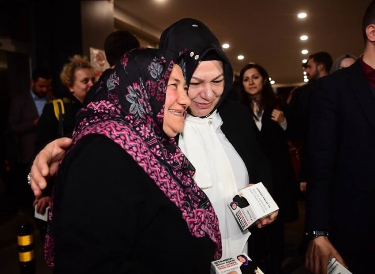 Ak Parti Sancaktepe Adayı Döğücü Regaip Kandili’ni Vatandaşlarla Birlikte Kutladı