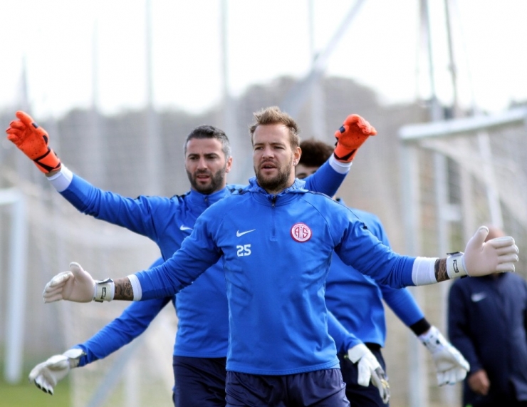 Antalyaspor Taktik Çalıştı