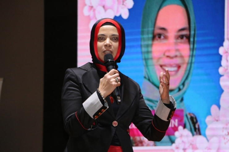 ’Göbeklitepe’de Kadının Işığı’ Konferansı Yapıldı