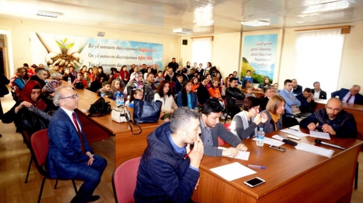 Sarıgöl’de İstiklal Marşı’nı En Güzel Okuyan Öğrenciler Belirlendi