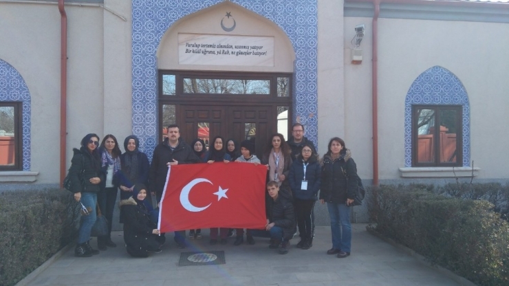 Sarar Kız Anadolu İmam Hatip Lisesi Ekibi Romanya’da