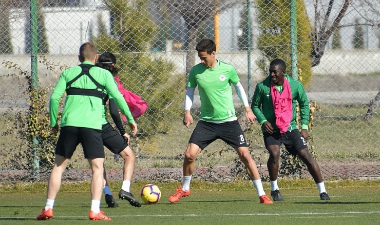 Atiker Konyaspor Taktik Çalıştı