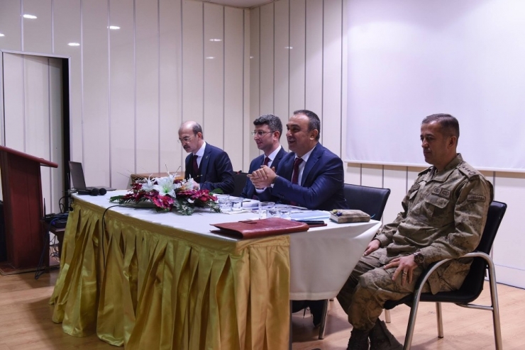 Polateli İlçesinde Seçim Güvenliği Toplantısı Yapıldı