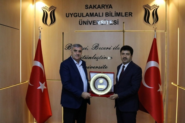 Başkan Toçoğlu: “Üniversitelerimiz Örnek Çalışmalara İmza Atacaktır”