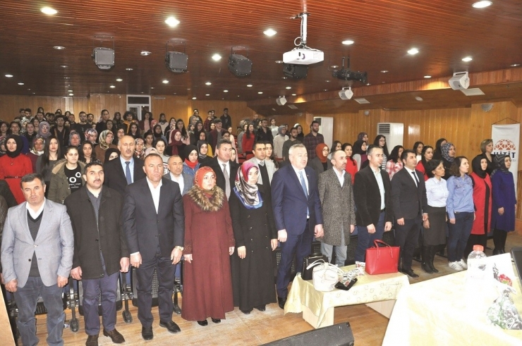 Sungurlu Meslek Yüksek Okulunda Panel