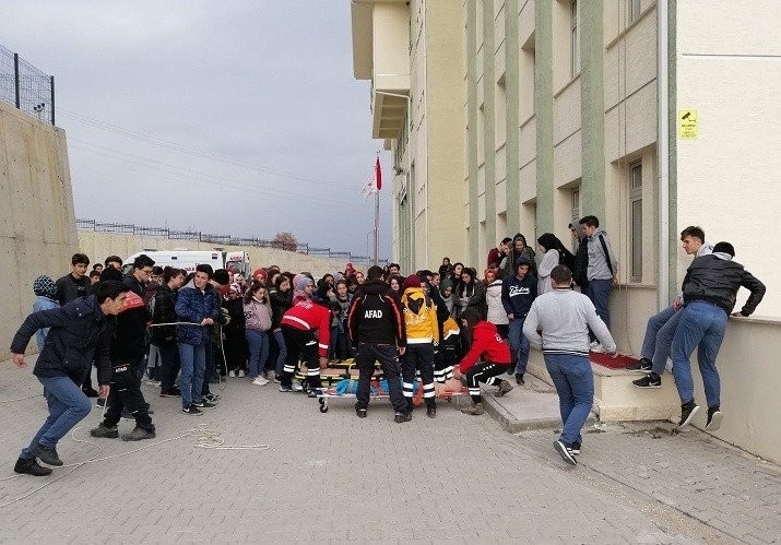 Afad Müdürlüğü’nden Deprem Tatbikatı