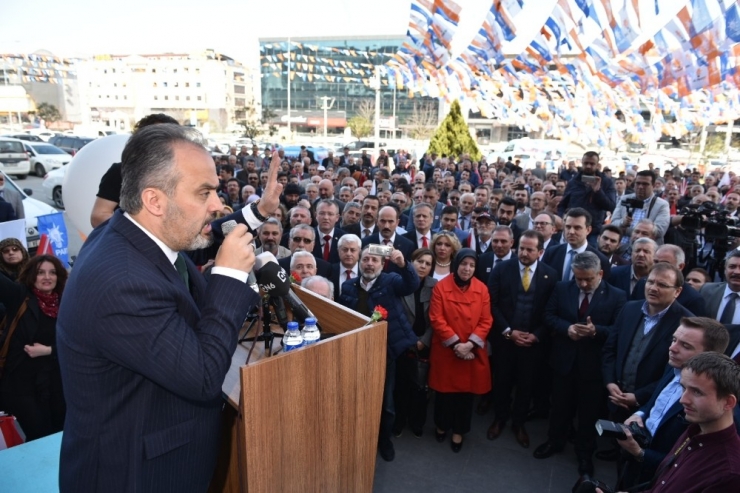 "14 Yılda Anadolu Arastası’nı Bitiremedi"