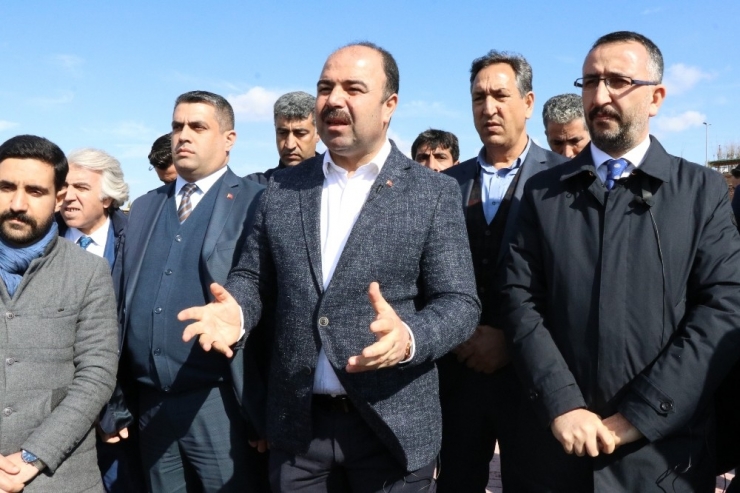 Çiftçi, Siverek’te Vadi Parkını İnceledi