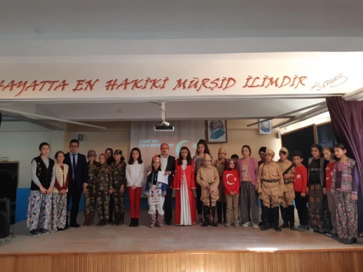 Selendi’de ’Mehmet Akif Ersoy Şiir Okuma Yarışması’