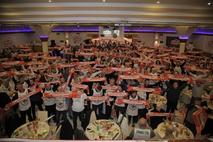 Vefa Tribünü’nden Büyük Buluşma