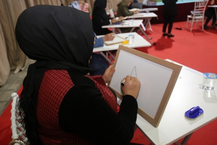 Kadın Çiftçiler Bilgileriyle Kıyasıya Yarıştı