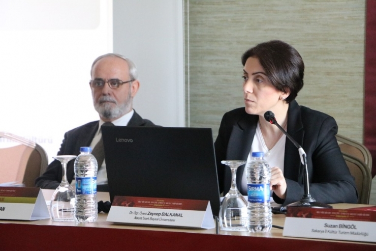 Tarih Sempozyumunda Hereke Halısı Ve Karamürsel Sepeti Konuşuldu