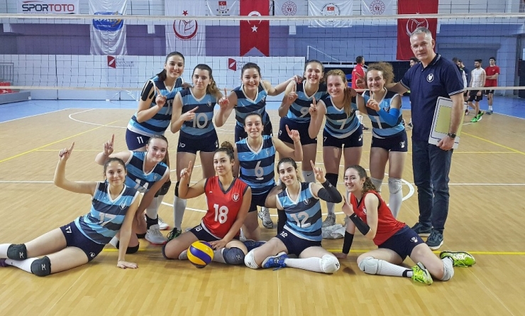 Bilekleri Bükülmüyor