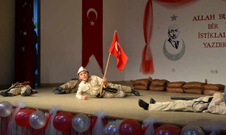 Alaçam’da Mehmet Akif Ersoy Anıldı