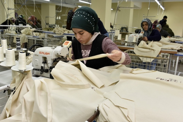 Aydın İşkur’dan Kursa Katılan 300 Kişiyi İş Sahibi Yapacak