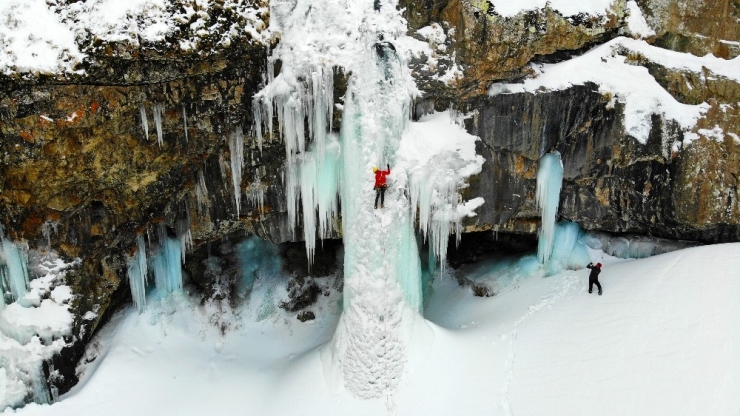 3 Bin 200 Rakımda Görsel Şölen