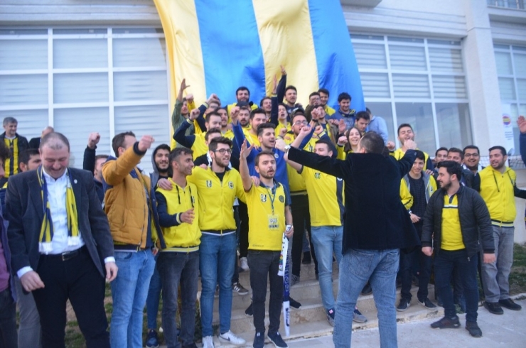 Fenerbahçe Denetim Kurulu Üyesi Selim Çeçen’e Bilecik’te Yoğun İlgi