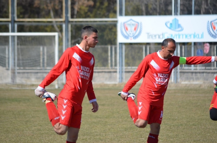 Baba Ve Oğlu Aynı Takımda Forma Giyiyor