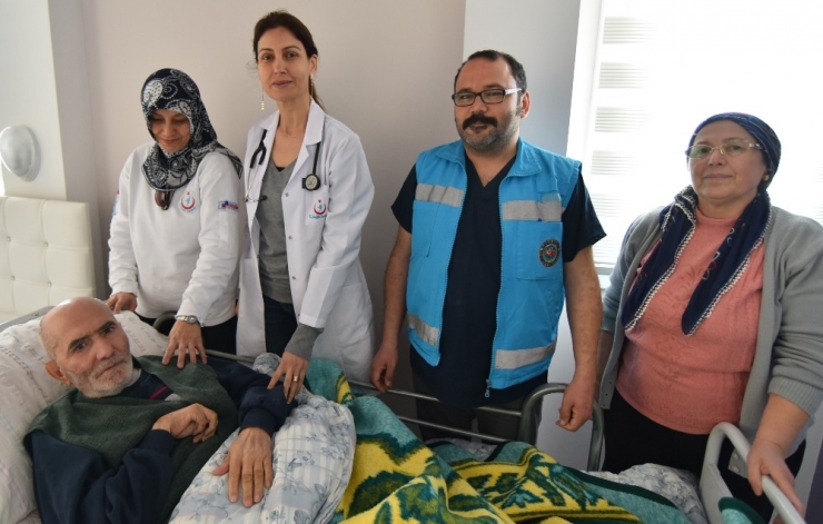 Mersin’de Evde Sağlık Hizmeti Yüz Güldürüyor