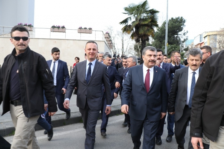Sağlık Bakanı Koca’dan Zonguldak’ta Esnaflara Ziyaret