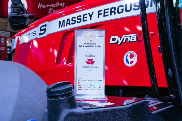 ‘Yılın Traktörü’ Ödülünün Sahibi Massey Ferguson
