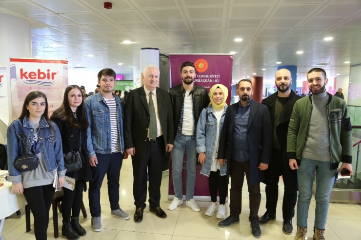 Avrasya Üniversitesi Rektörü İnan: “Kariyer Fuarı İş Fırsatlarını Öğrencilerimizin Ayağına Getirdi”