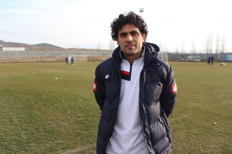 Serhat Gülpınar: "Bizim İçin Önemli Olan 3 Puanla Tanışıp, Bir Galibiyet Serisi Yakalamak"