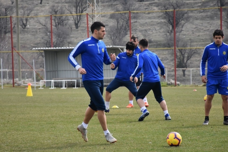 E.yeni Malatyaspor’da Ankaragücü Maçı Hazırlıkları Sürüyor