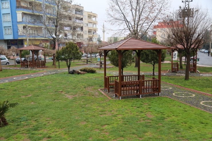 Haliliye’de Parklar Yaza Hazırlanıyor