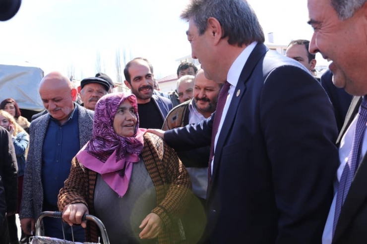 İyi Parti Büyükşehir Belediye Başkan Adayı Ataş, "31 Mart’ta Kucaklaşalım Ve Bunlara Bir Ders Verelim"