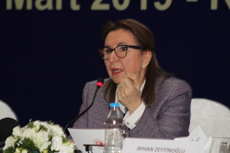 Ticaret Bakanı Ruhsar Pekcan: