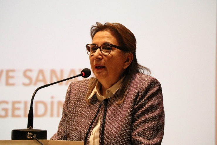 Ticaret Bakanı Ruhsar Pekcan’dan Kadın Girişimcilere Kredi Müjdesi