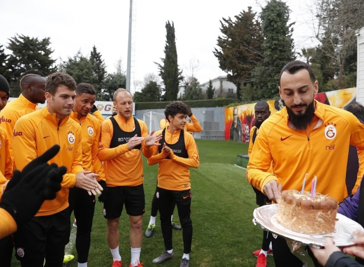 Galatasaray’da Bursaspor Mesaisi Başladı