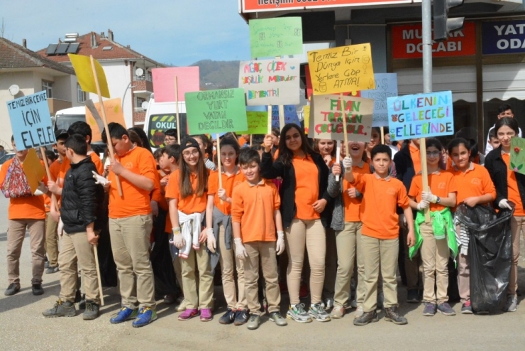 Düzce Üniversitesi Öğrencileri Temiz Gelecek İçin Bir Araya Geldi