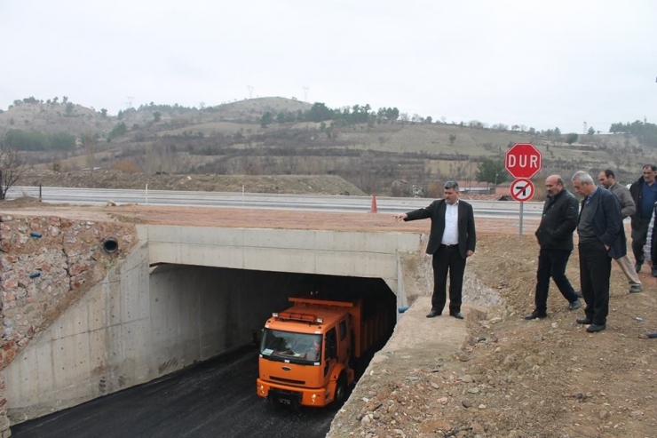 Eskigediz’de Sıcak Asfalt Çalışmaları