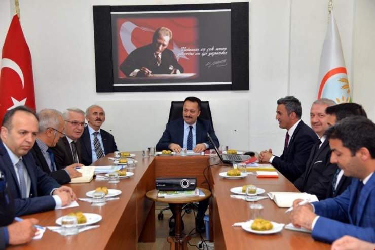 Vali Şentürk’ten Tarım Ve Orman İl Müdürlüğüne Ziyaret