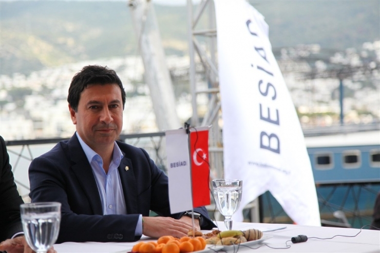 Aras: "Bodrum’un Anayasasını Hazırlıyoruz"