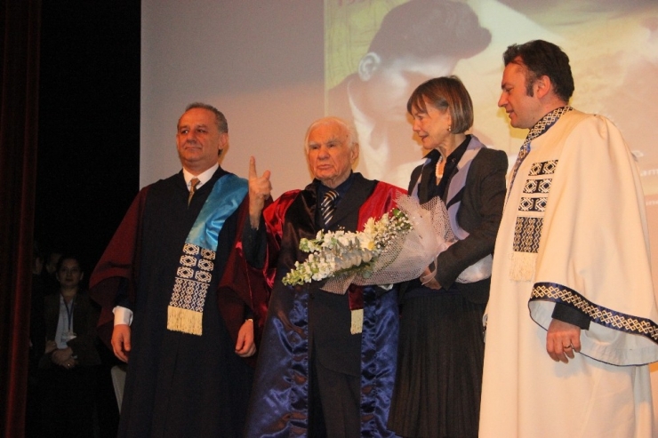 Yüzyılın Beyin Cerrahı Prof. Dr. Yaşargil’e Fahri Doktora Tevdi Verildi