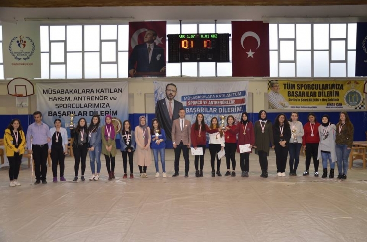 Okul Sporları Satranç Müsabakası Sona Erdi
