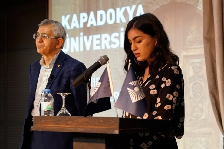 Kapadokya’da Kardeşlik Temalı Söyleşi Ve Şiir Dinletisi Düzenlendi