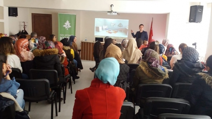 Kütahya’da Öğretmenler Ve Ebeveynler ‘Öğretmenlik Kumbaram’ Eğitimi