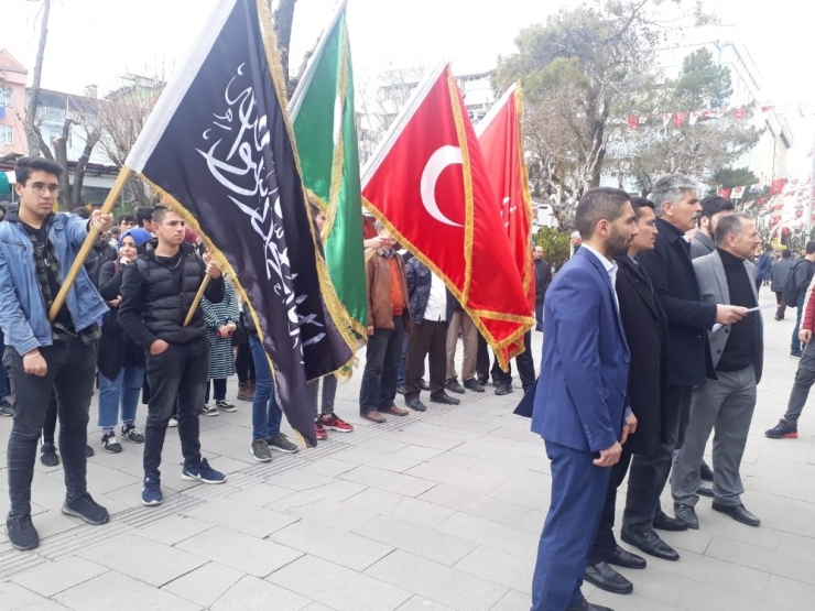 Uşaklı Alperenler Yeni Zelenda’da Yapılan Katliamı Protesto Etti