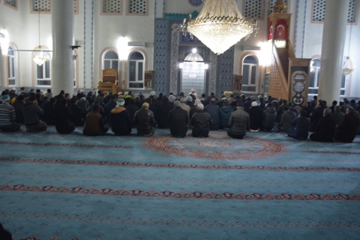 Yeni Zellanda’da Yaşanan Katliam Uşak’ta Kınandı