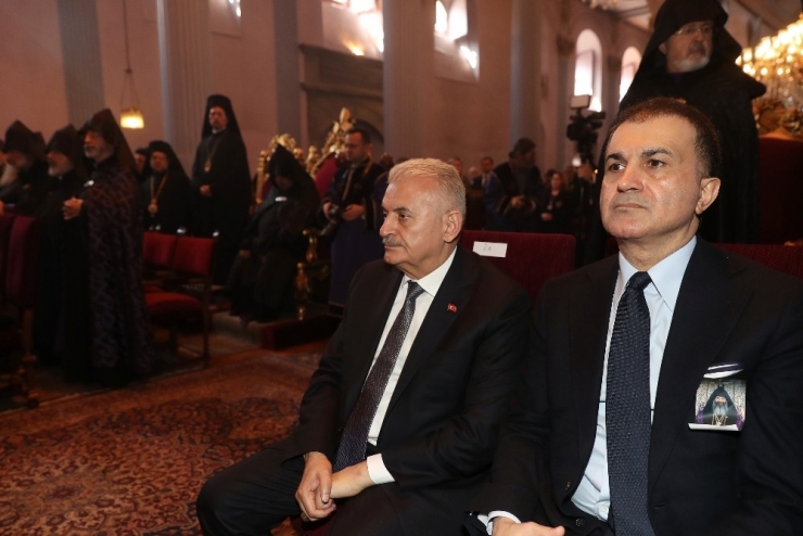 Binali Yıldırım, Patrik Mutafyan İçin Düzenlenen Cenaze Törenine Katıldı