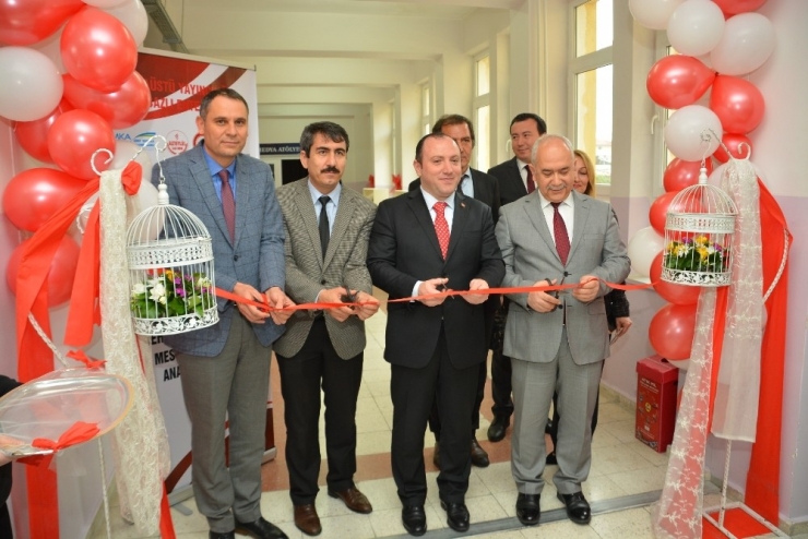 Medya Atölyesi Açıldı