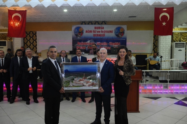 Bozbey Esnafla Buluştu